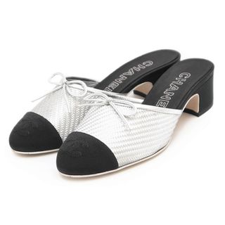 CHANEL（サンダル ・ シルバー/銀色系）のフリマアイテム一覧