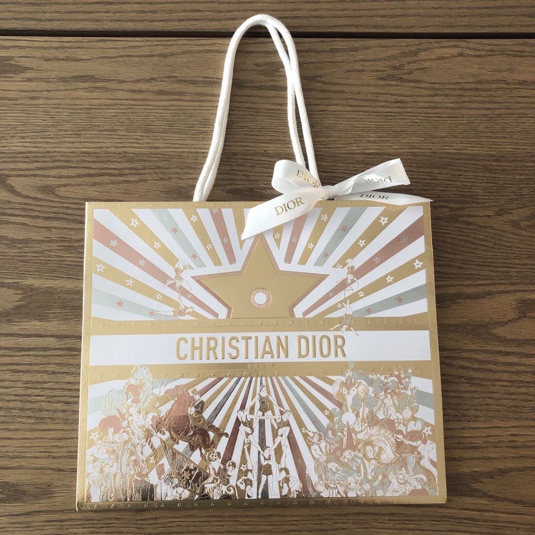 Dior - ディオール 2025ホリデー限定 ショッパー クリスマスの通販 by