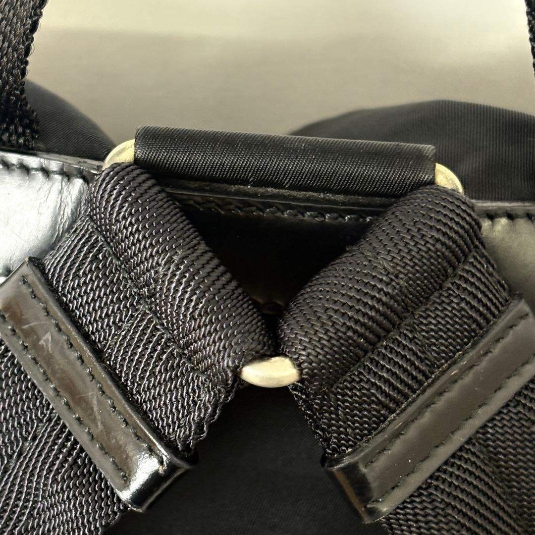 極美品 定番PRADA VELAナイロン リュックサック白タグあり