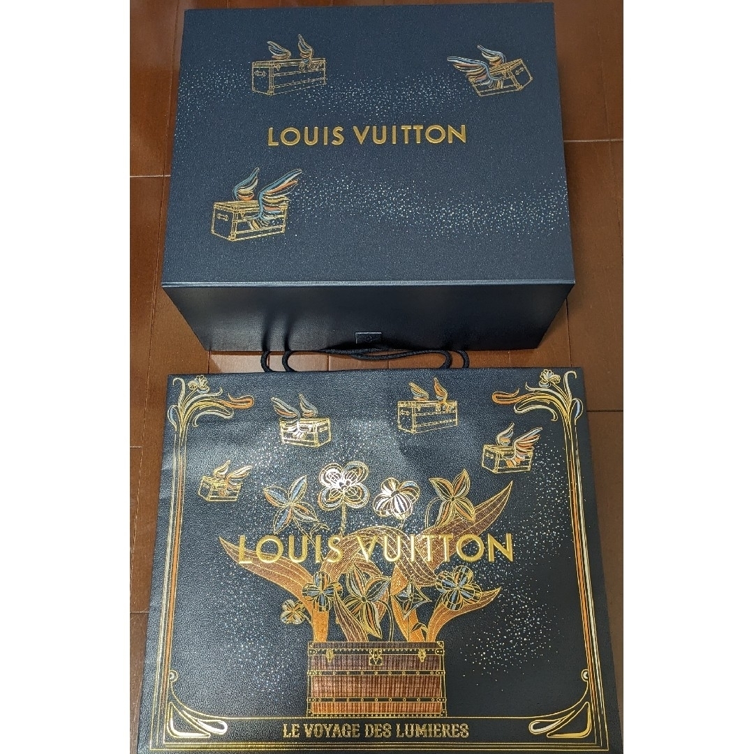 LOUIS VUITTON - ルイヴィトン 2025 ホリデー限定 ショッパー紙袋
