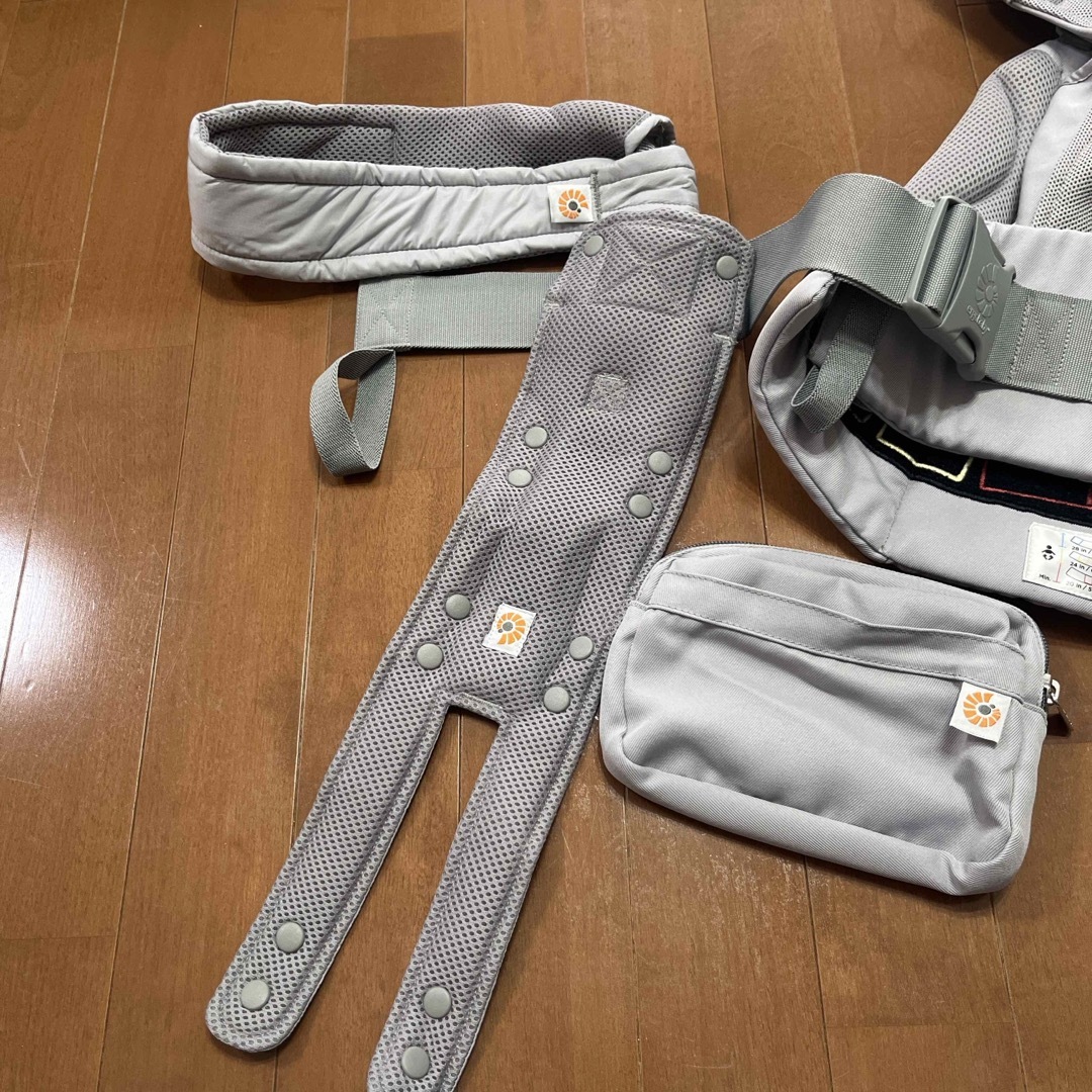 Ergobaby - 美品 エルゴ オムニ360 クールエアメッシュ PEARL GREYの