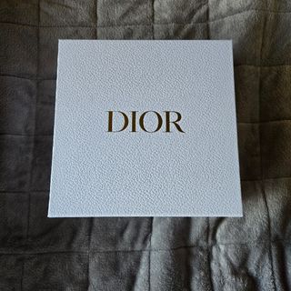 Dior（ショップ袋）のフリマアイテム一覧