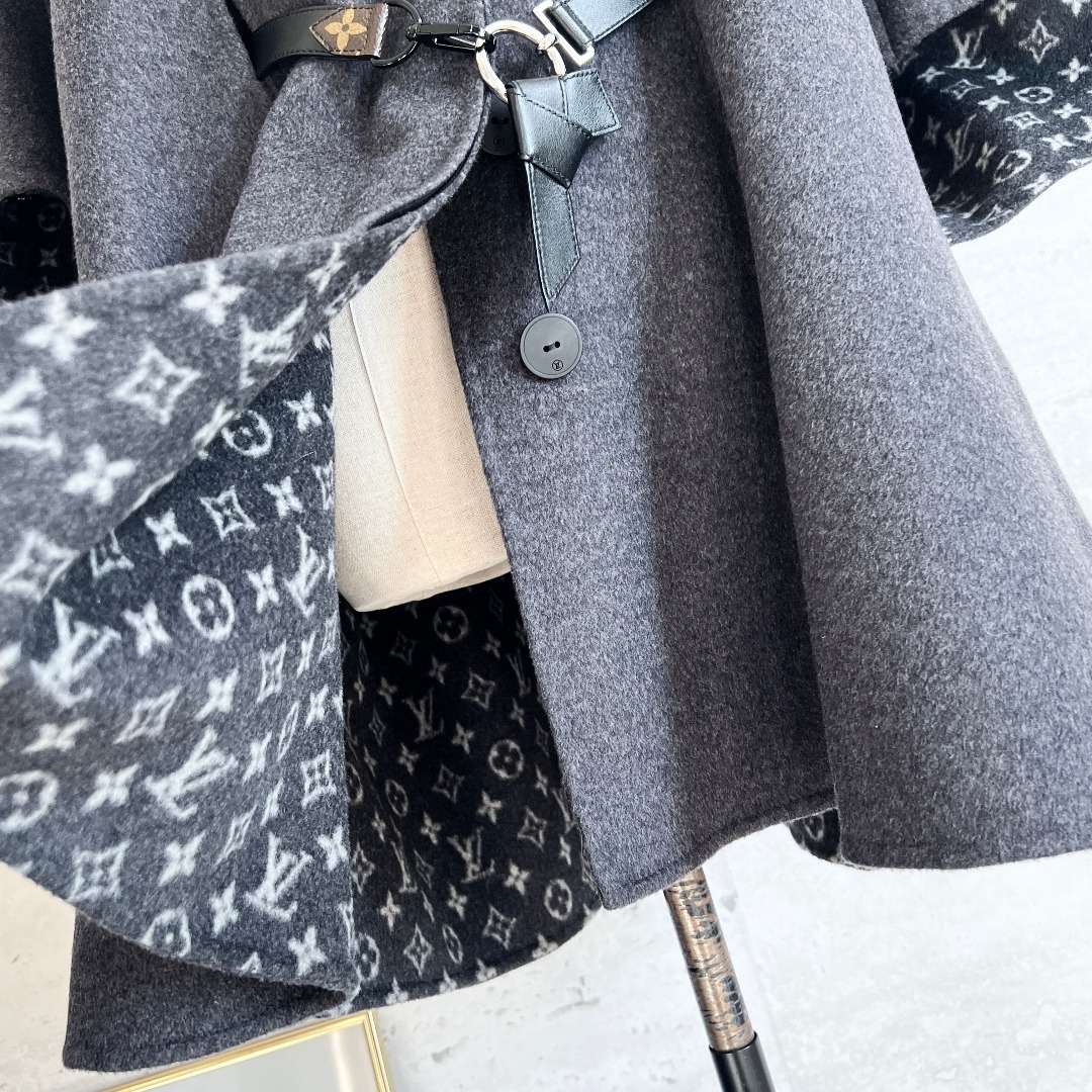 LOUIS VUITTON - 新品未使用タグ付☆LOUIS VUITTON☆現行☆モノグラム
