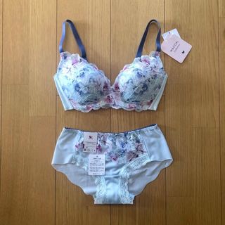 Wacoal - ワコール ルジェ ブラジャー&ショーツ C70の通販 by Sato