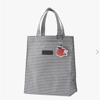 familiar - *マドレーヌちゃんレッスンバッグ*の通販 by *riru shop