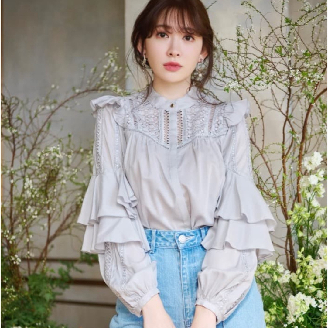 Her lip to - Herlipto Easy to Love Blouseの通販 by na's shop