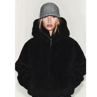 ZARA - ZARA フェイクファーフード付きジャケットの通販 by milktea's