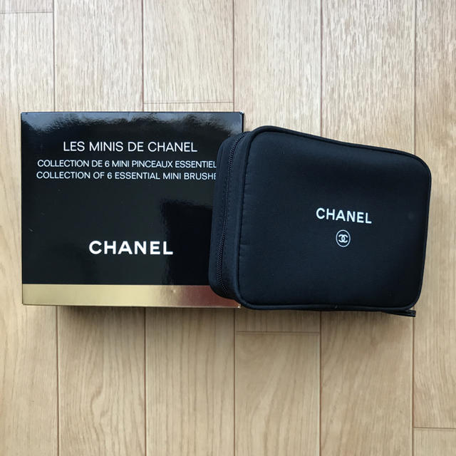 CHANEL シャネル クリスマスコフレ 限定ブラシセット CHANEL シャネル