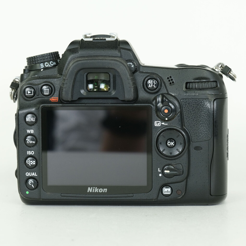 Nikon D7000の出品 | ONE SCENE（ワンシーン）
