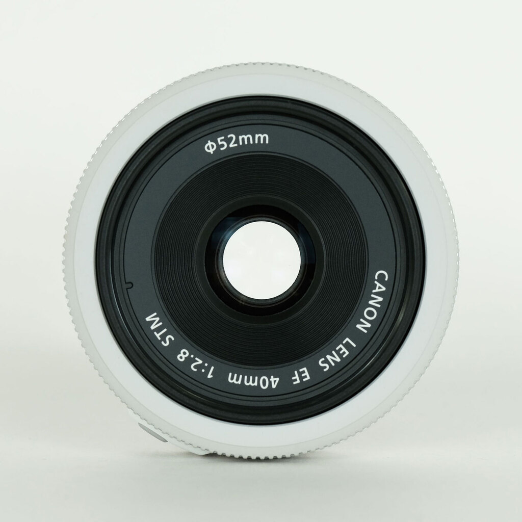 Canon EF40mm F2.8 STM ホワイトの出品 | ONE SCENE（ワンシーン）