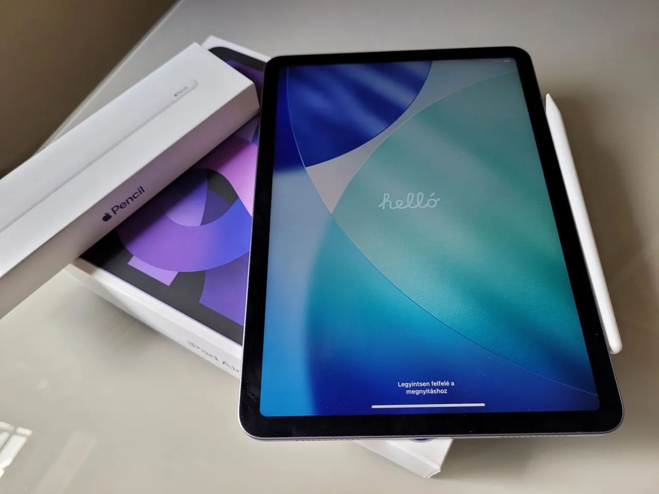 iPad Air 5 Wi-Fi 64GB Purple + Apple Pencil 2ª Geração - Tablets e