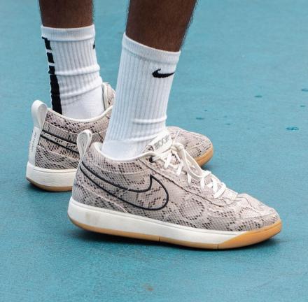 国内9月12日発売予定】ナイキ ブック 1 EP 