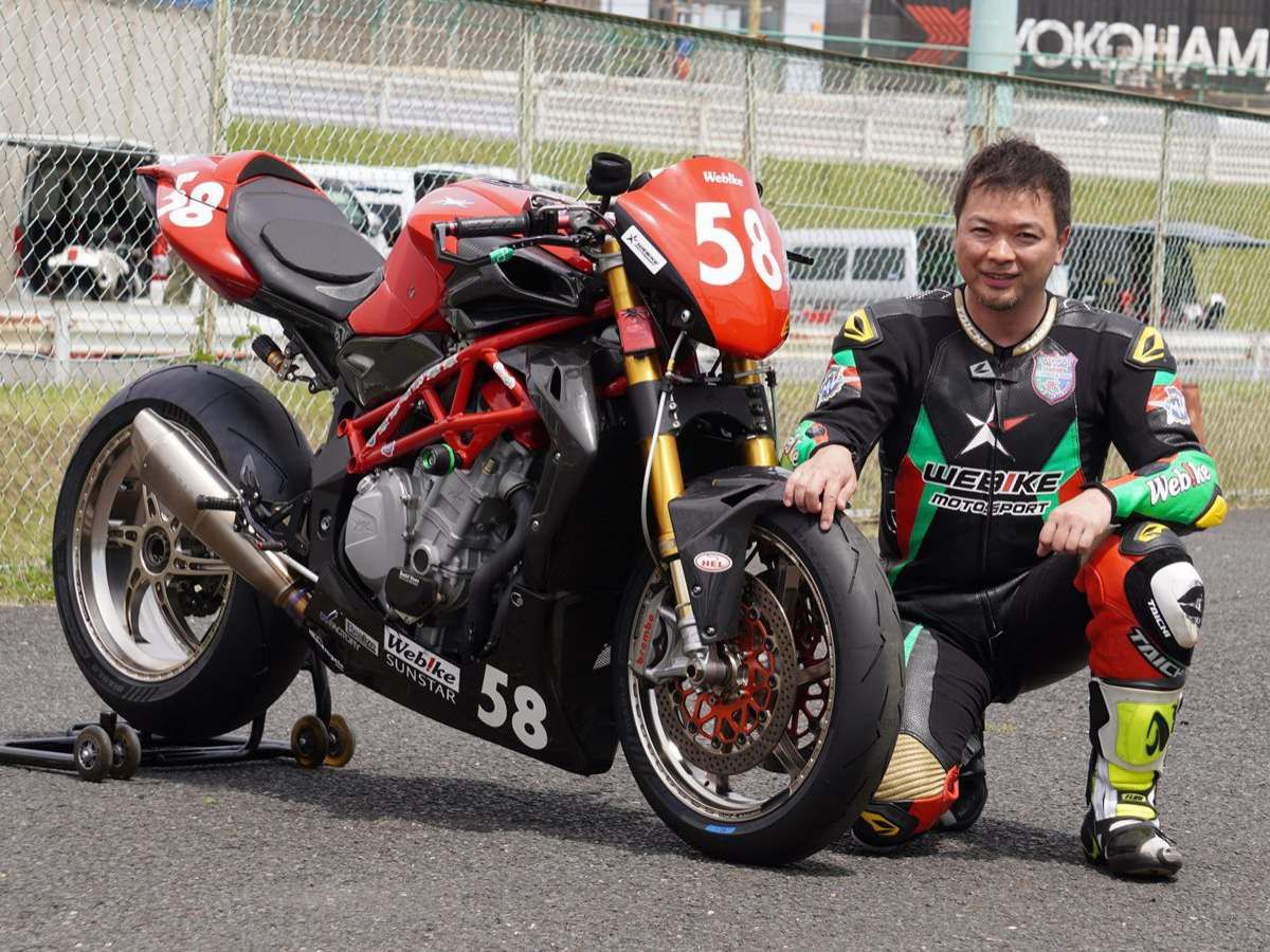 ピレリの新作 ディアブロ スーパーコルサ SC V4を神拓也が