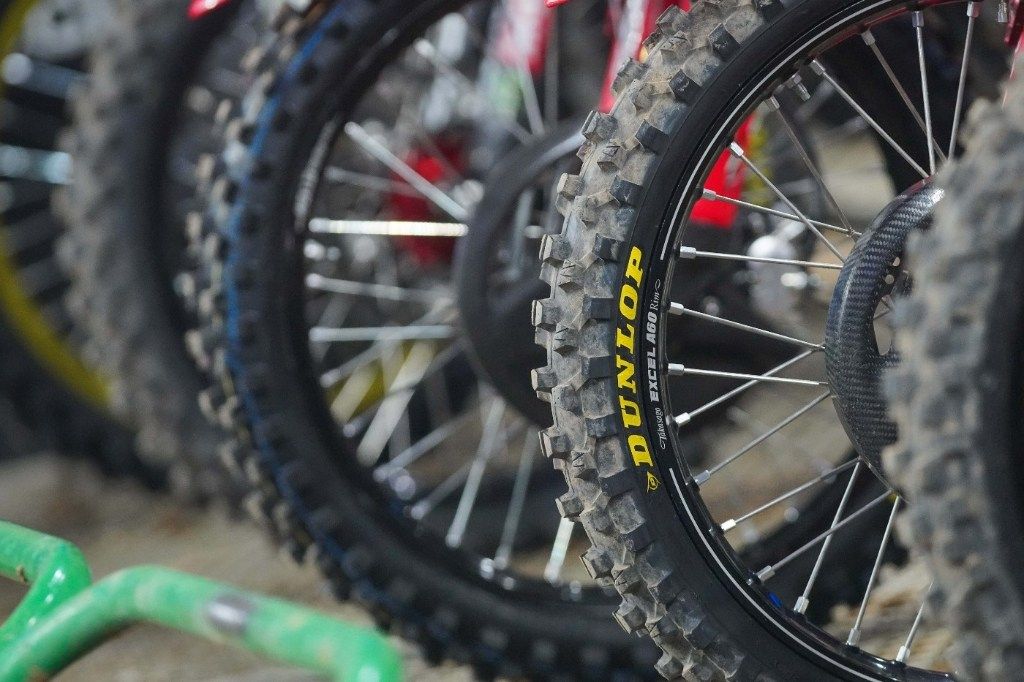 Webike | DUNLOP ダンロップ GEOMAX MX34 【110/100-18 64M WT】 ジオ