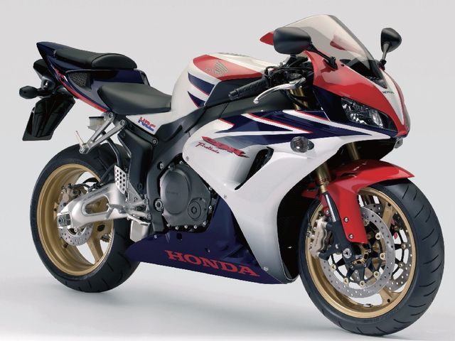 CBR1000RR（BC-SC57）に適合する｜キャリパーの商品一覧｜バイクパーツ