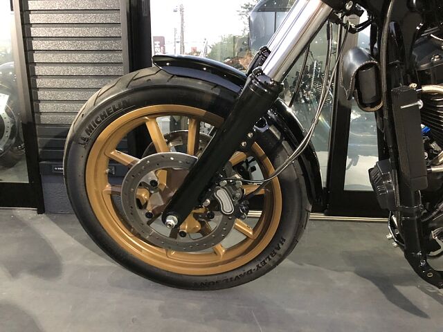 FXDLS DYNA LOWRIDER S カスタムされたローライダーS!ツインショックの