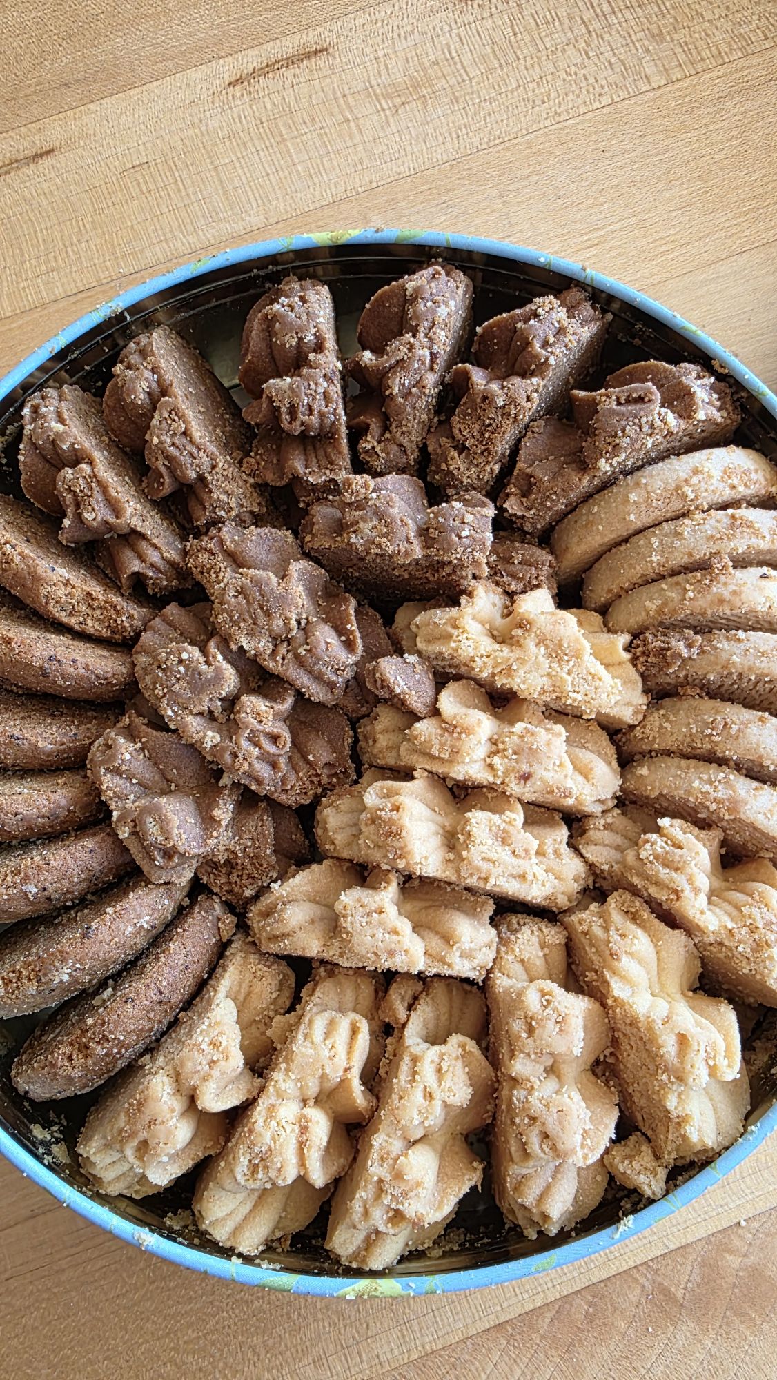 香港ジェニーンクッキー聡明小熊四味クリームクッキーギフトBOX-世界の