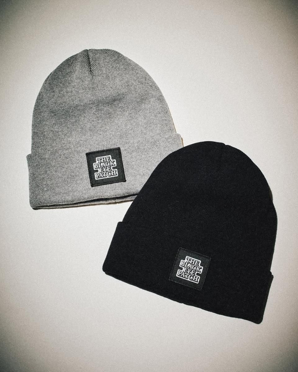OG LABEL PATCHED BEANIE(BEPFW24AC69) / BlackEyePatch 《ブラック