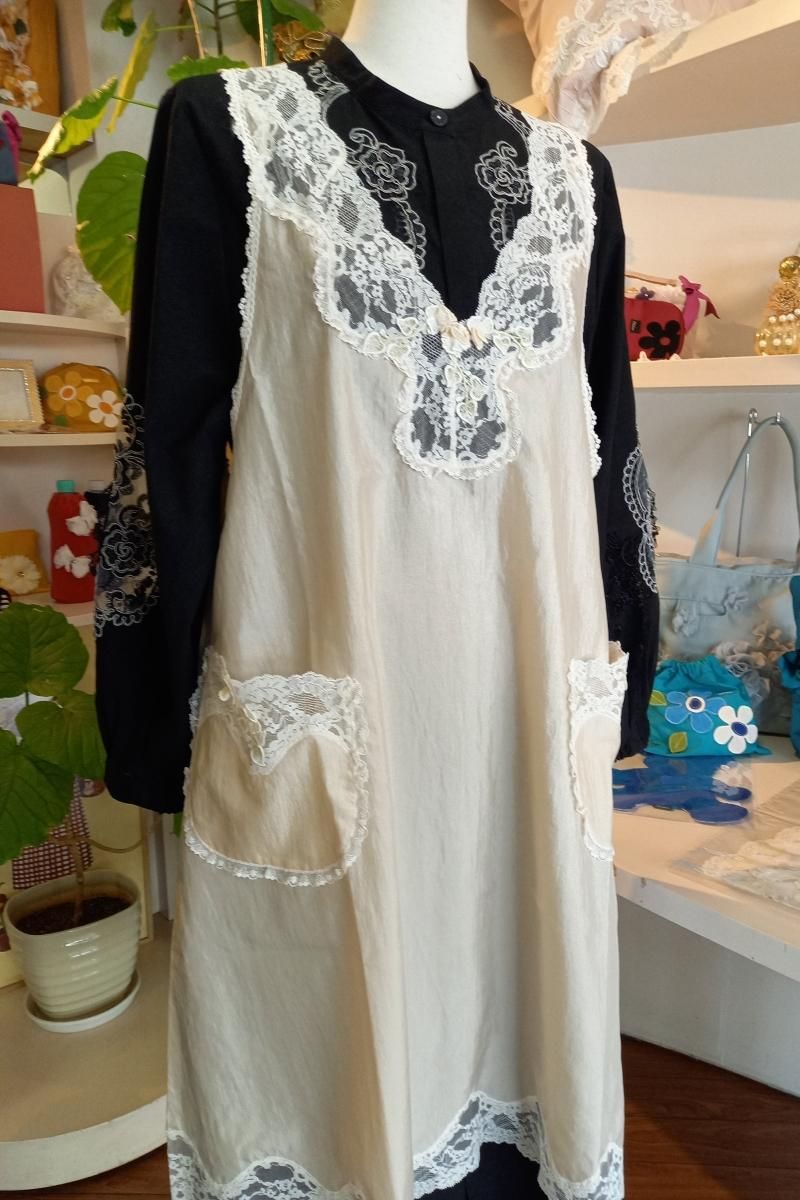 さえら エプロン（24-c073) - さえら＆ベルパーチショップ Humpty Dumpty