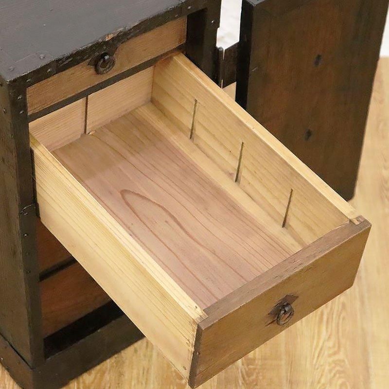 扉付き小引出し 時代金具 和風インテリア 明治時代中期 小ぶり