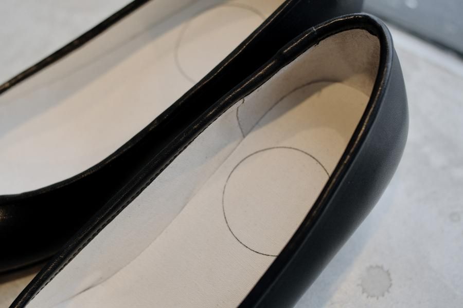 COSMIC WONDER / Naturally-tanned leather “Koshin” folk shoes | 古