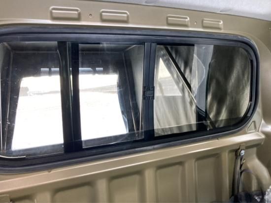 ハイゼット500系 背面スライドガラス（後期型 ハイゼットジャンボ用
