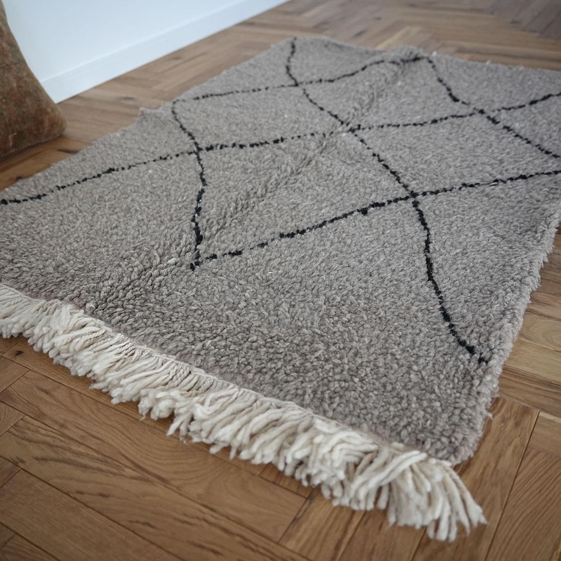 ベニワレン138×97cm【送料無料】 - inie japan | ギャッベやキリムなど