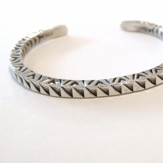 Geneva Ramone ジェネバラモーン バングル