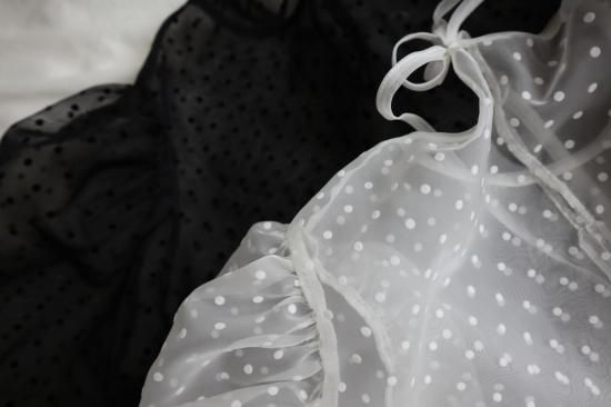 organdy dot blouse“BLK” - ëpa