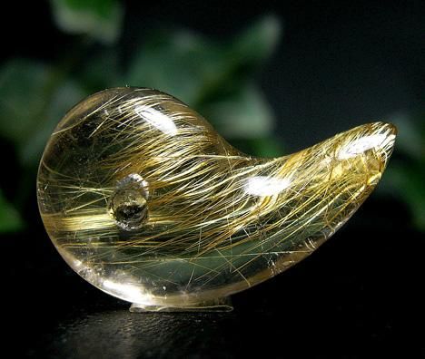 勾玉（ゴールデンルチルクォーツ168） - パワーストーンショップ