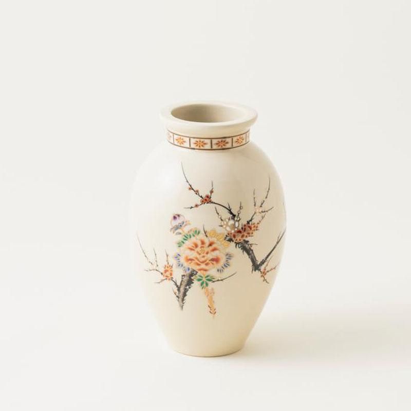 白薩摩七寸胴丸花瓶 梅牡丹[シロサツマナナスンドウマルカビン