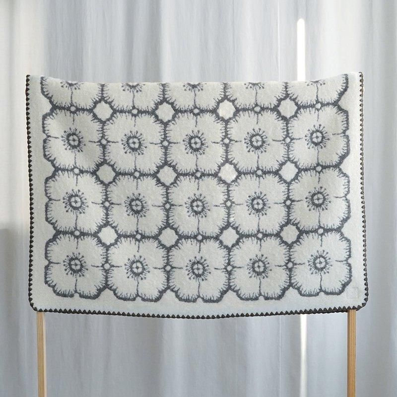 mina perhonen / ウールブランケット-anemone / small--dieci｜online shop