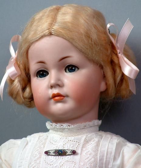 52cm Kammer & Reinhardt 117/A 'Mein Liebling' Closed Mouth All