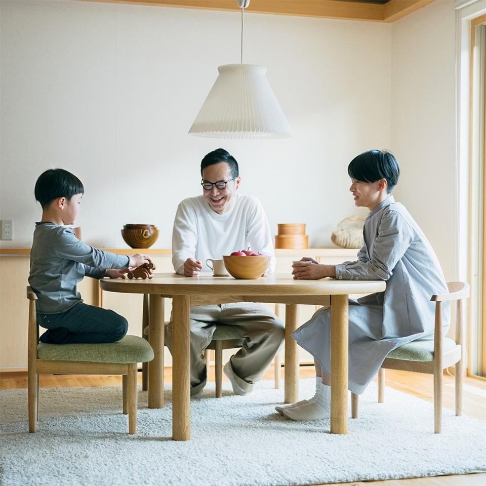 組み合わせて使える親子の椅子｜低座の椅子と暮らしの道具店