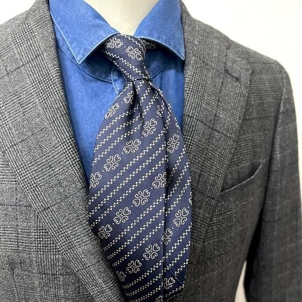Atto Vannucci ネクタイ | ヴィンテージ柄 ネイビー - Del Fiore