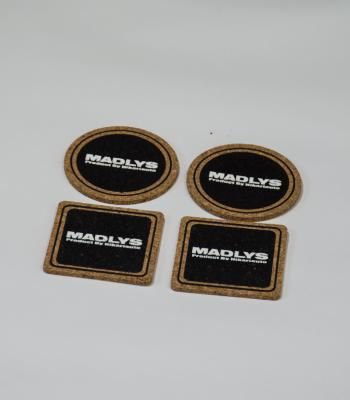 デリカD：5中期型 MADLYS センターテーブル フロント用 マット