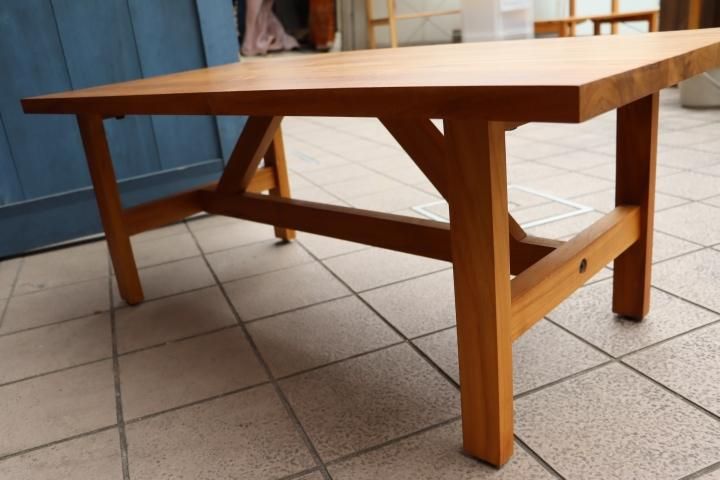 unico(ウニコ)のSOTO(ソト) チーク無垢材 ローテーブルテーブルです