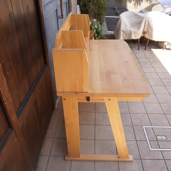 ACTUS(アクタス)で取り扱われていたREVE(リーヴェ)デスク＆ワゴンです