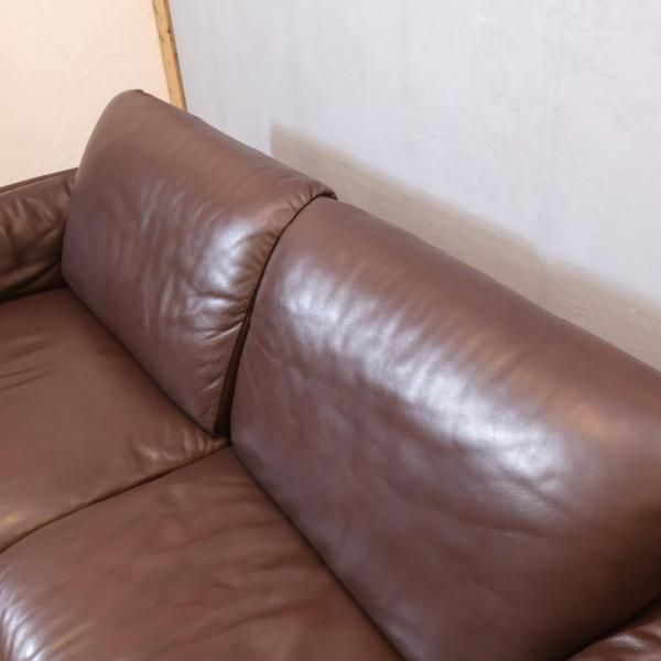 イタリアNATUZZI Editions(ナツッジ エディションズ)のGELOSO 総皮革 3