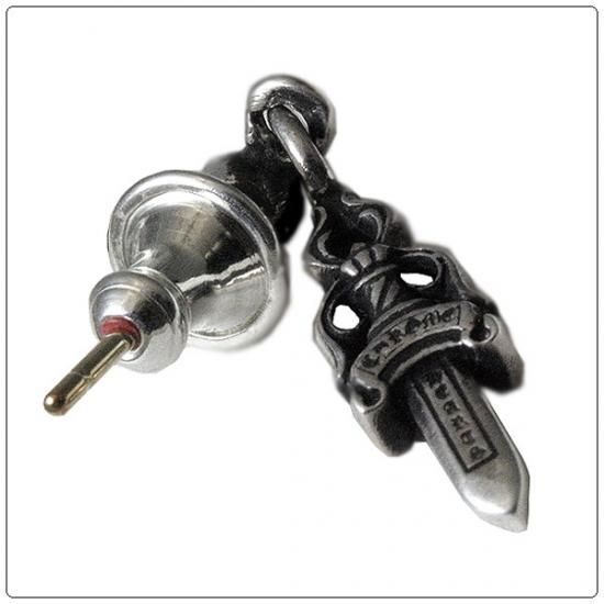 クロムハーツ（Chrome Hearts）ピアス ドロップ スタックダガー