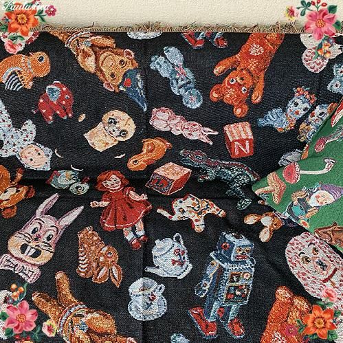 ナタリー・レテ】タペストリー・ラグ トイ ビーラヴド・トイズ