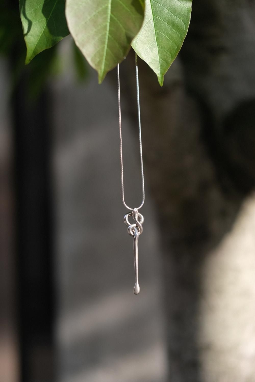 L'Arc～en～Ciel hyde氏着用] gunda [ガンダ] STEALTH NECKLACE