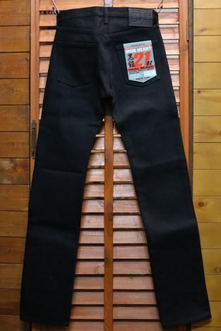 IRON HEART アイアンハート 21oz REAL BLACK DENIM SLIM STRAIGHT