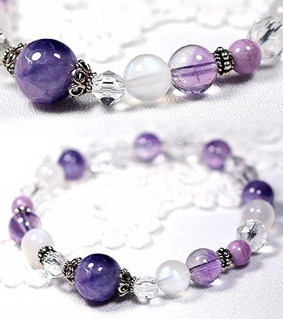 ティファニーストーンとムーンストーン、アメジストのデザイン