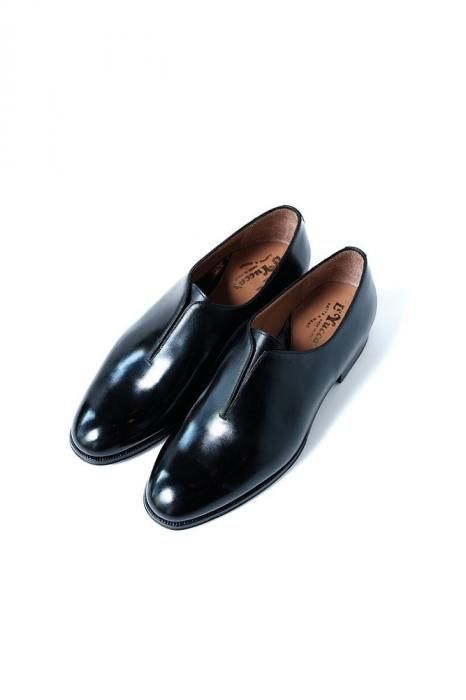 Art.Y27717 ホールカットシューズ BLACK Le Yucca's レユッカス - THE