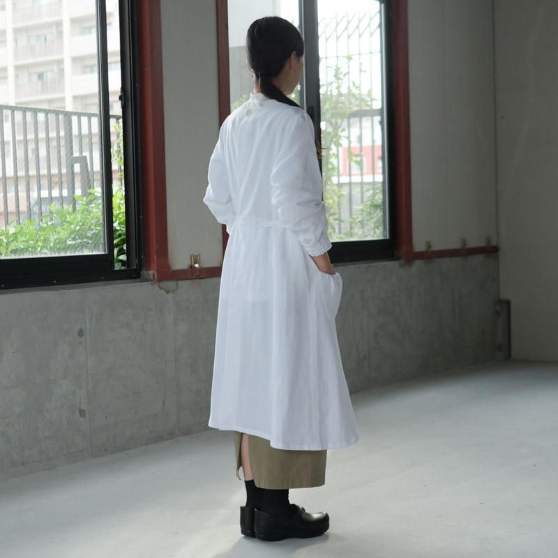 割烹着にもワンピースにもなるエプロン 【＆cocochi】