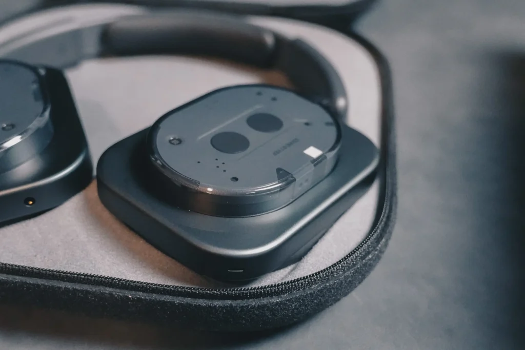 あの話題のヘッドホンNothing headphone(1)レビューとファースト