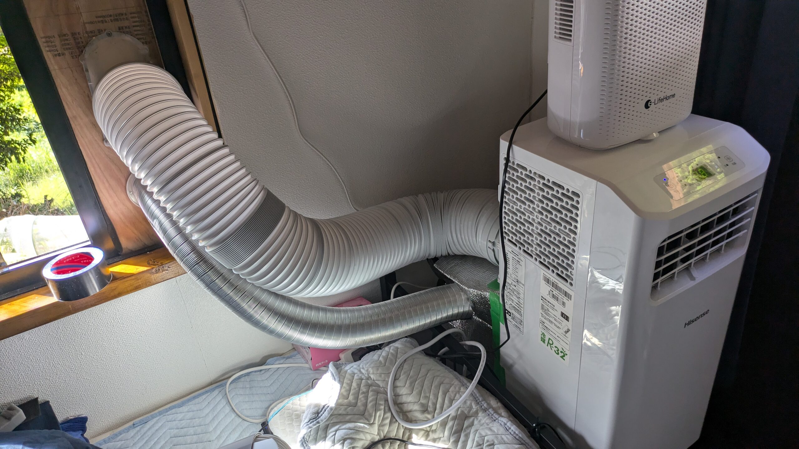 スポットエアコンの外気呼気ダクトをDIYし、猛暑日の3畳小屋で試した