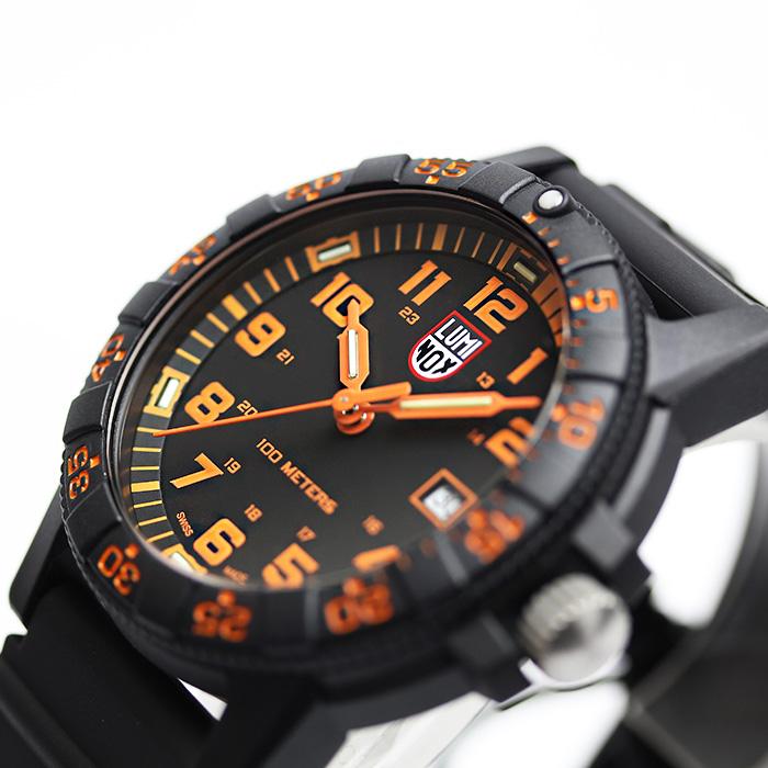 LUMINOX（ルミノックス） 0320シリーズ レザーバック シータートル