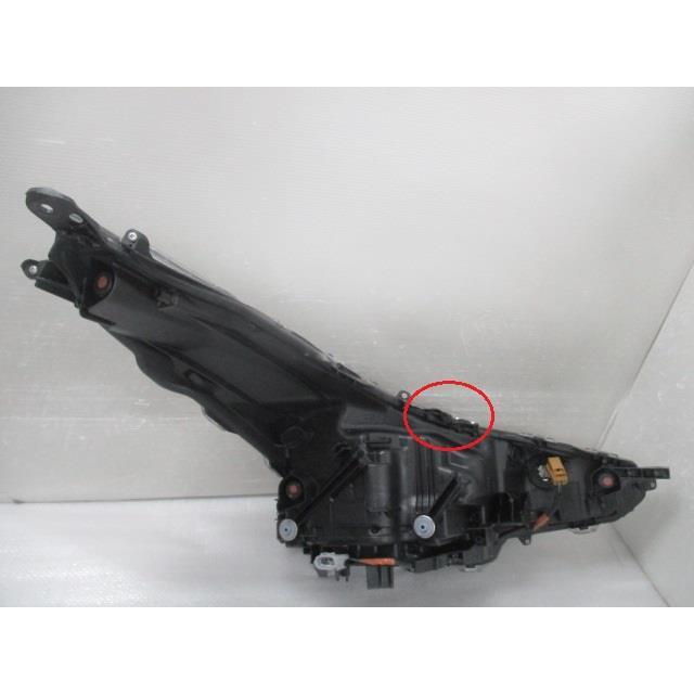 プリウス DAA-ZVW51 左ヘッドランプ 81185-47850 339444 : クラウン2号